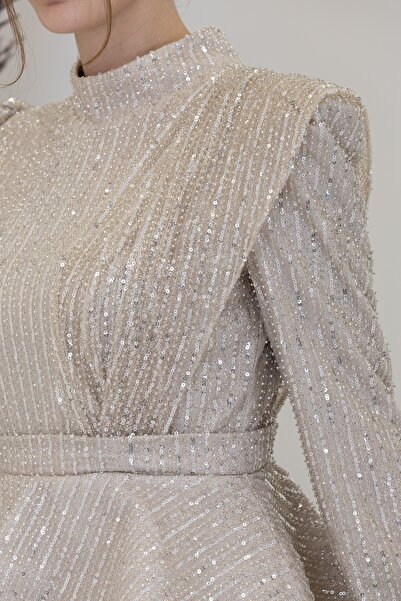 Genel Markalar Peplum Detaylı Otriş Tüylü Pamira Abiye