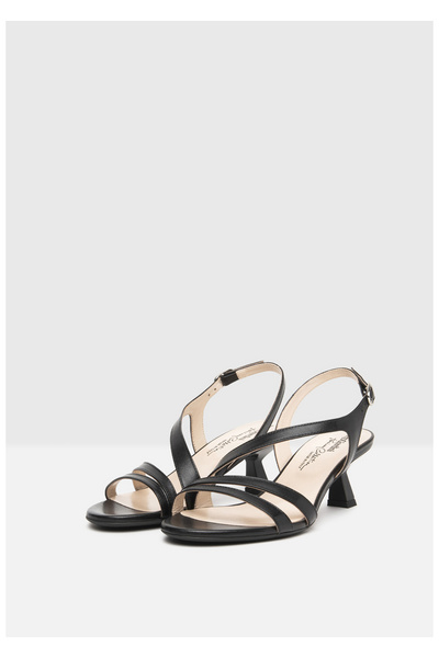 Nero Giardini sandals