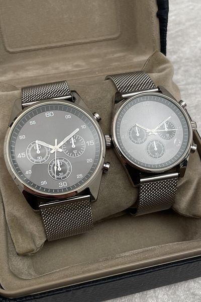 Leerybee Stylish Couple Quartz Watch (Two Pieces) with Special Box Nk-12