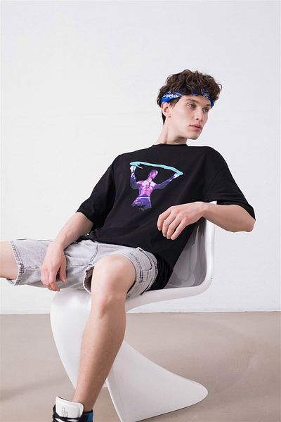 Trendiz Μαύρο μπλουζάκι Unisex Travis Fortnite