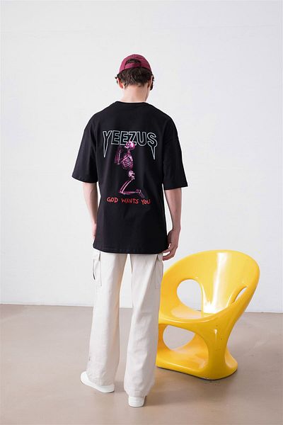 Trendiz Unisex God Wants You Yeezus Black Tshirt