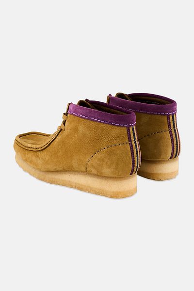 CLARKS Women Standard Wallabee Boot Lace Up Casual Shoes, Tan