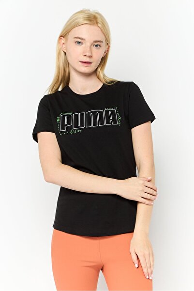 Puma بلوزة نسائية للخارج بأكمام قصيرة وقصّة عادية، باللون الأسود