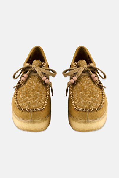 CLARKS Women Wallacraft Standard Fit Lace Up Shoes, Tan