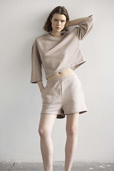 Trendiz Women's Shorts Set Beige