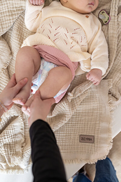 ZEYPBA Bej 4 Katlı Müslin Emzirme Örtüsü & Puset Örtüsü Püsküllü