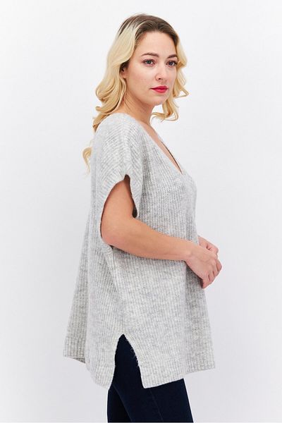 Etam Women V Neck Sleeveless Textured Sweater, Grey