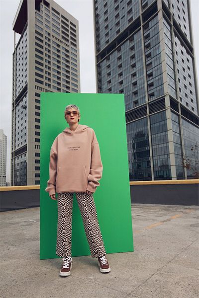 Trendiz Unisex More Talent Less Ego Φούτερ Hoodie
