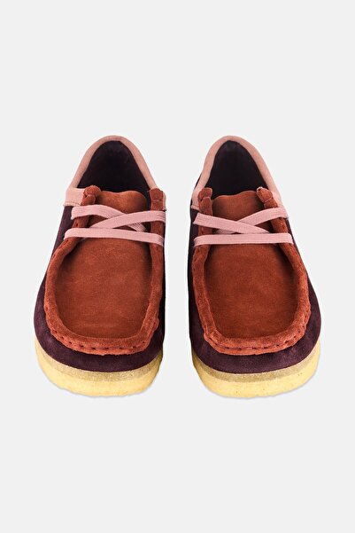 CLARKS Women Standard Wallabee Suede Lace Up Shoes, Maroon