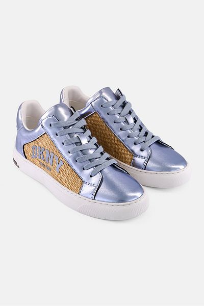 Dkny حذاء نسائي من Abeni Arch Raffia برباط، فضي