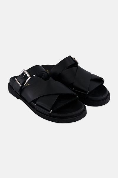 CLARKS Women Standard Desert Cross Adjustable Buckle Closure Sandals, Black