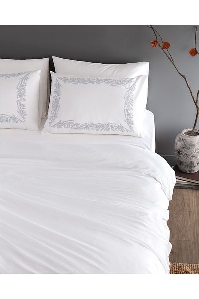 Madame Coco Linda Double Embroidered Washed Seersucker Duvet Cover Set