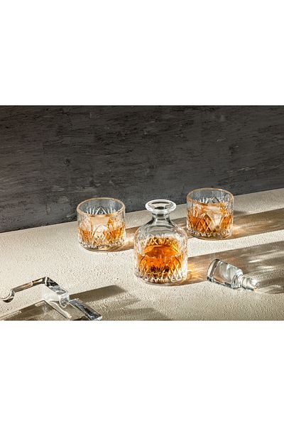 Madame Coco Aron 3 Piece Glass Whiskey Carafe Set - With Lid