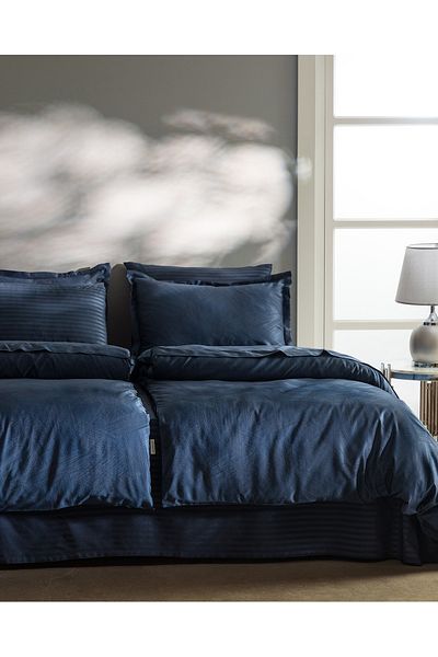 Madame Coco Dreux Family Size Jacquard Satin Duvet Cover Set