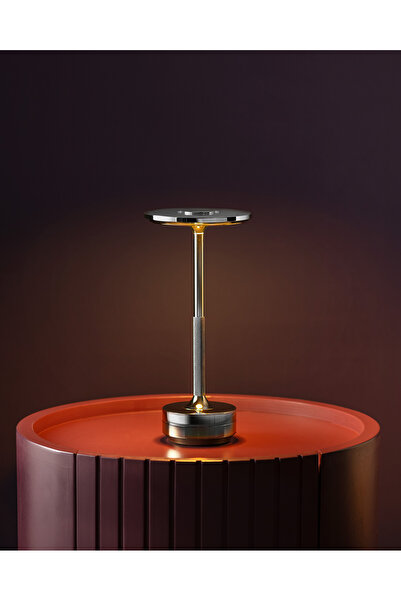 Madame Coco Stern Abajur