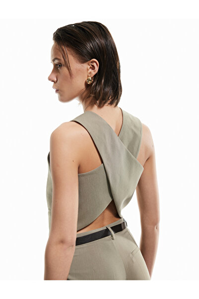Koton Back Detailed Sleeveless Buttoned V-Neck Vest