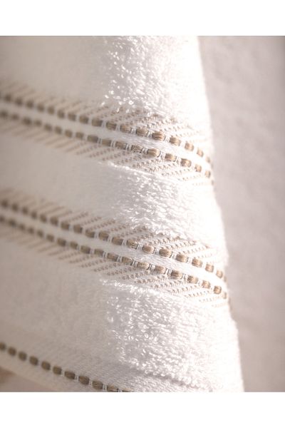 Madame Coco Fanya Bath Towel