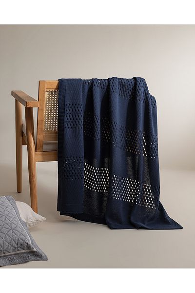 Madame Coco Navy Blue Neo Knitwear TV Blanket