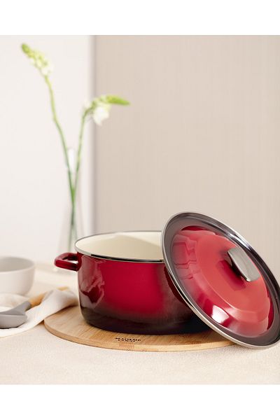 Madame Coco La Garde Deep Pot - Red - 24 cm