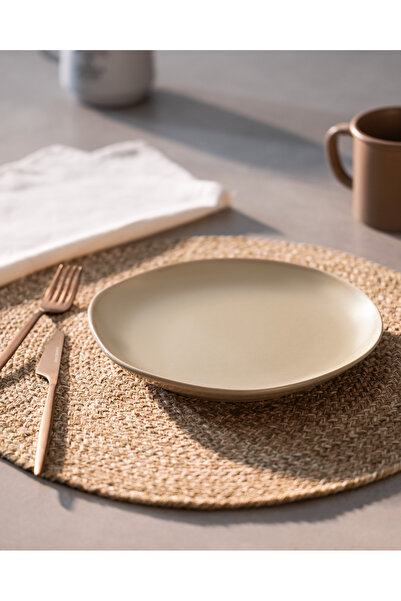 Madame Coco طبق كيك سوسي بيج - 22 سم