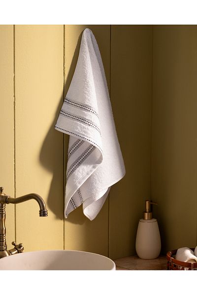 Madame Coco Fanya Face Towel - Stylish and Comfortable Design