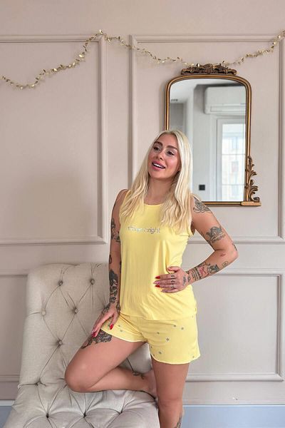 Pijamaevi Yellow Shine Patterned Bamboo Women's Pajama Set with Zero Sleeve Shorts