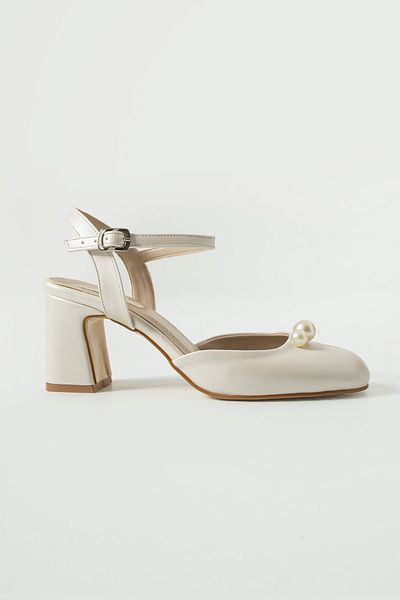 es exello Luciano Low Heeled Pearl Detailed Bridal Shoes