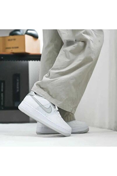 Nike Air Force 1  Unisex Sneaker