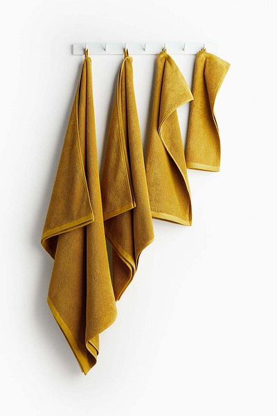 H&M Cotton terry bath sheet