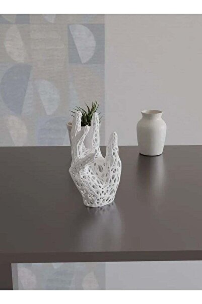 3D Brothers يد بشرية متطورة مع تفاصيل هيكلية من Voronoi