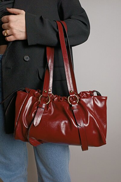 Glemix Rhea Bordo Büzgü Model Bowling Kadın Omuz Çantası