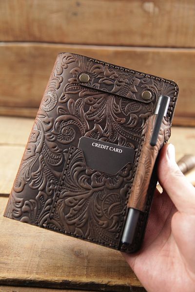 New Coast Leather 1900's Ръчно изработен калъф за тефтер A6 от естествена кожа