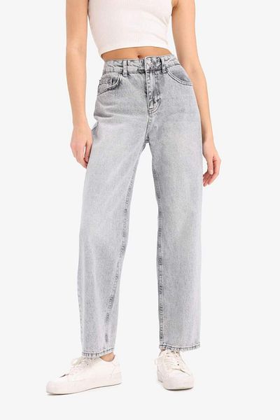 DeFacto Pantaloni scurti, cu talie înaltă, cu picior scurt, spălați, Tyc931cf1ddfaa3253f 165803