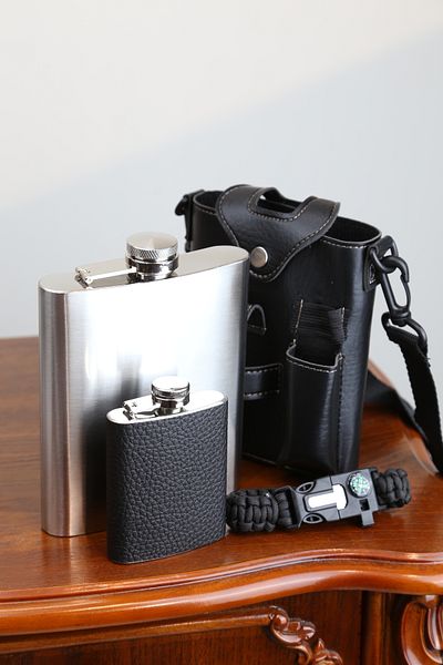 imsaconcept Flask Set with Special Bag and Accessories 18.oz