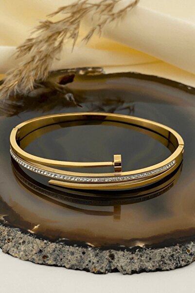 tokasepeticom Taşlı Çivili Ince Kelepçe Bileklik