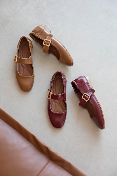 STRASWANS Winny Women's Buckle Detail Leather Ballerina Ballerina