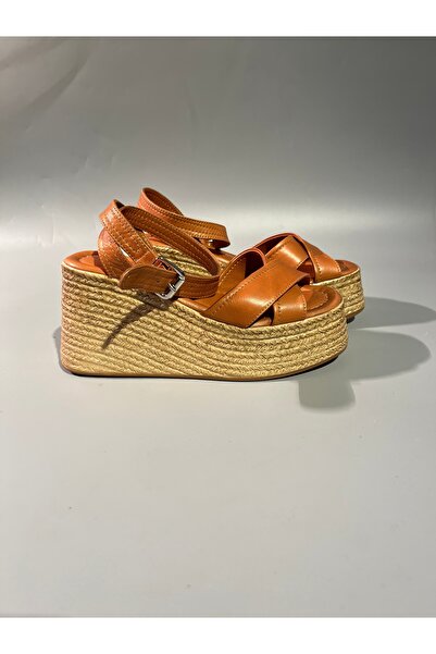 Butik Noble shoes hakiki deri dolgu topuk kadın sandalet