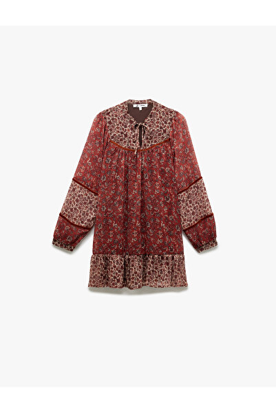 Koton Μίνι φόρεμα με μακρυμάνικο έθνικ στάμπα με δέσιμο γιακά