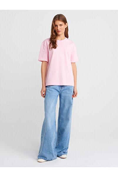 Dilvin 30312 Dekoracyjna koszulka z okrągłym dekoltem i przeszyciami – jasnoróżowa