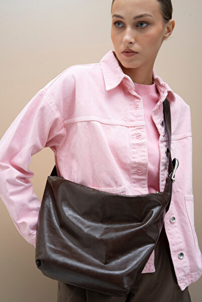 Matthew Cox Γυναικεία τσάντα χιαστί κλειστού τύπου καφέ BYN2247