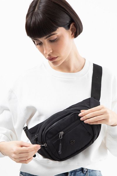 Matthew Cox Women's Black Waist Bag Byn2391