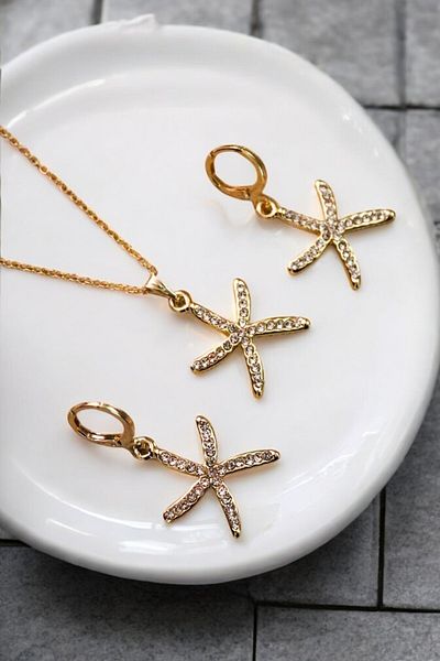 EUROMODA Starfish Design Necklace Earring Suit Set
