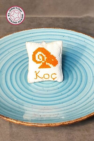 Uretti - Sibel 2453 4200 Handmade Aries Cross Stitch Keychain