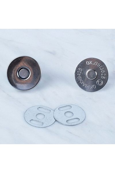 Hangora Loren Magnetic Silver Metal Snap Set of 5