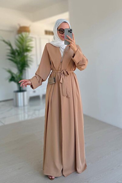 Ka Hijab Beige Back Detail Flowy Abaya
