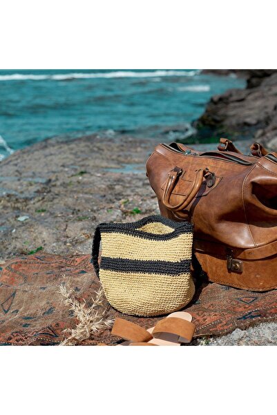 posy Paper Claret Red Paper String - Rh06