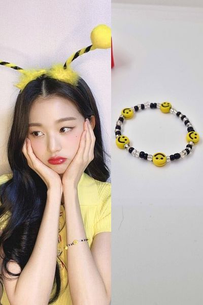 KRIMO Kpop Ive Wonyoung Smiley Face Emoji Black Beaded Bracelet