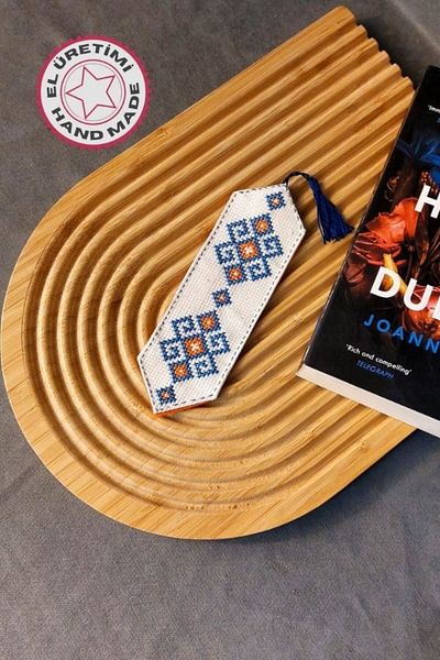 Uretti - Sibel 2453 3609 Handmade Ethnic Themed Cross Stitch Bookmark