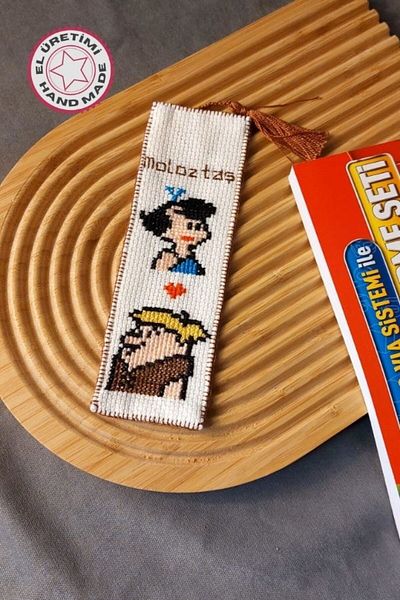 Uretti - Sibel 2453 3165 Handmade Rubble Themed Cross Stitch Bookmark