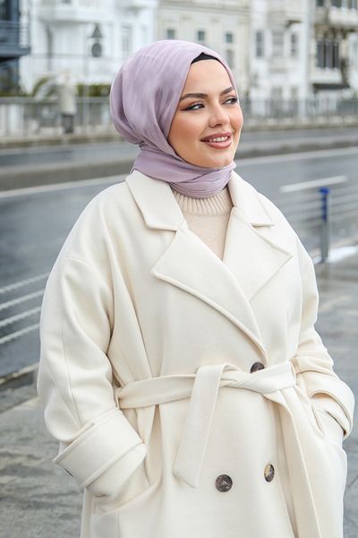 Armine Şal Lyon 3 - Set de tendinţe